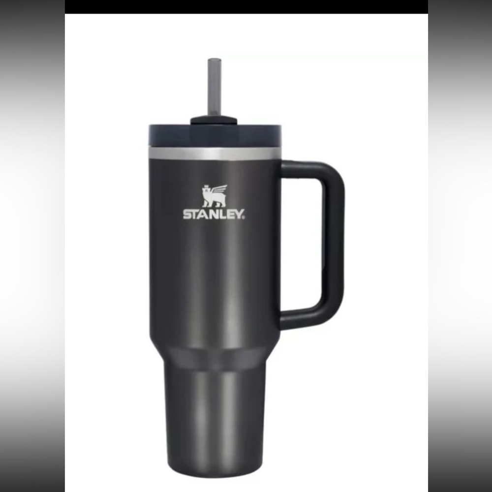 New Stanley Flowstate H2.O Quencher Black Glow 40 oz Tumbler Hard To Find Fast